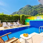 Villa Ayla Paradise *